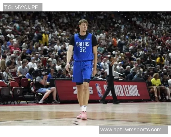 弗拉格:努力融入球队同时展现个人风格影响比赛表现 弗拉格:努力融入球队同时展现个人风格影响比赛表现