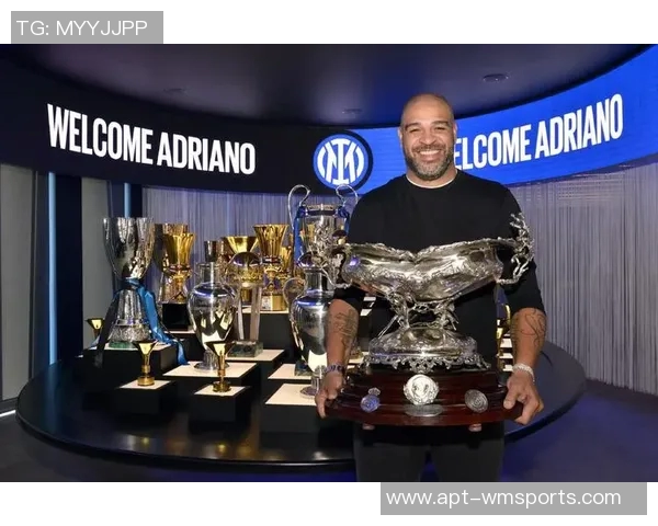 前巴西国脚里贝罗公开罹患甲状腺癌手术后积极开启康复之路 前巴西国脚里贝罗公开罹患甲状腺癌手术后积极开启康复之路