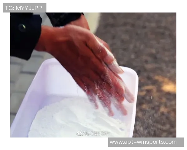 邓罗创立基金会以助精神分裂患者为使命追忆哥哥的悲剧故事 邓罗创立基金会以助精神分裂患者为使命追忆哥哥的悲剧故事