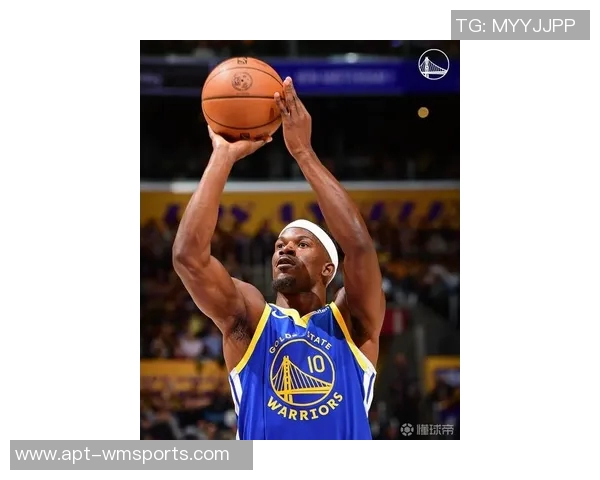 巴特勒表现平平仅得14分罚球命中率高但整体存在感不足 巴特勒表现平平仅得14分罚球命中率高但整体存在感不足