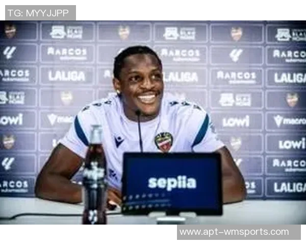 巴萨关注21岁莱万特前锋艾永或将面临3000万欧违约金 巴萨关注21岁莱万特前锋艾永或将面临3000万欧违约金