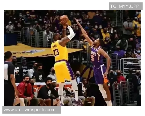 保罗深情回顾与中国球迷的美好时光感谢他们的支持与热爱 保罗深情回顾与中国球迷的美好时光感谢他们的支持与热爱