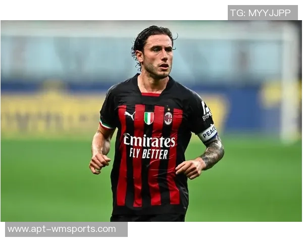 米兰祝贺卡拉布里亚29岁生日庆祝其272场比赛与三冠荣誉